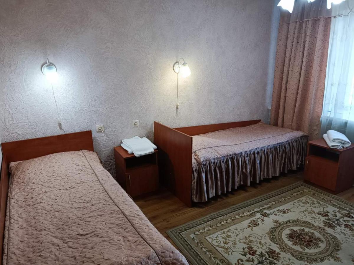 Agat Hotel Minsk Exterior foto