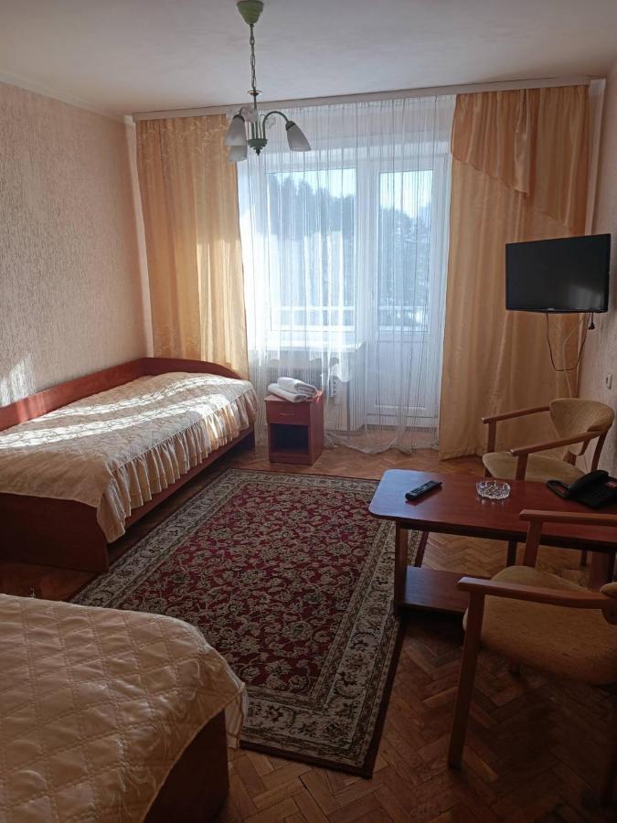 Agat Hotel Minsk Exterior foto